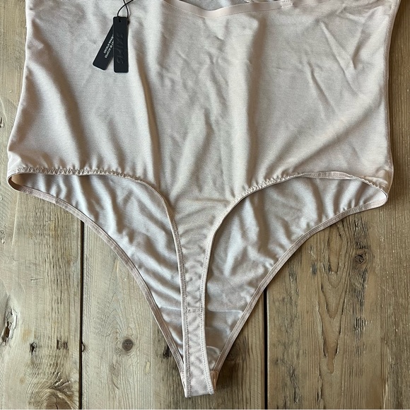 SKIMS Intimates & Sleepwear Skims Sheer Sculpt Snap Thong Bodysuit